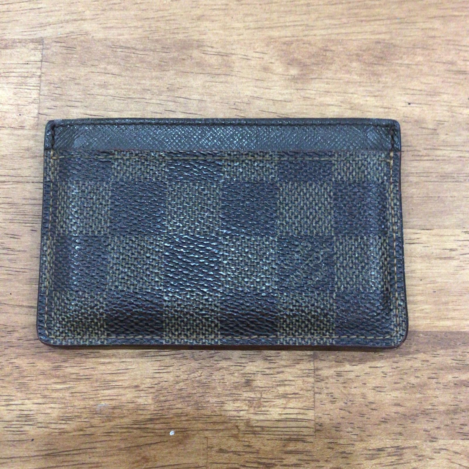 ルイヴィトン ダミエグラフィット カードケース B25023227 - メルカリ