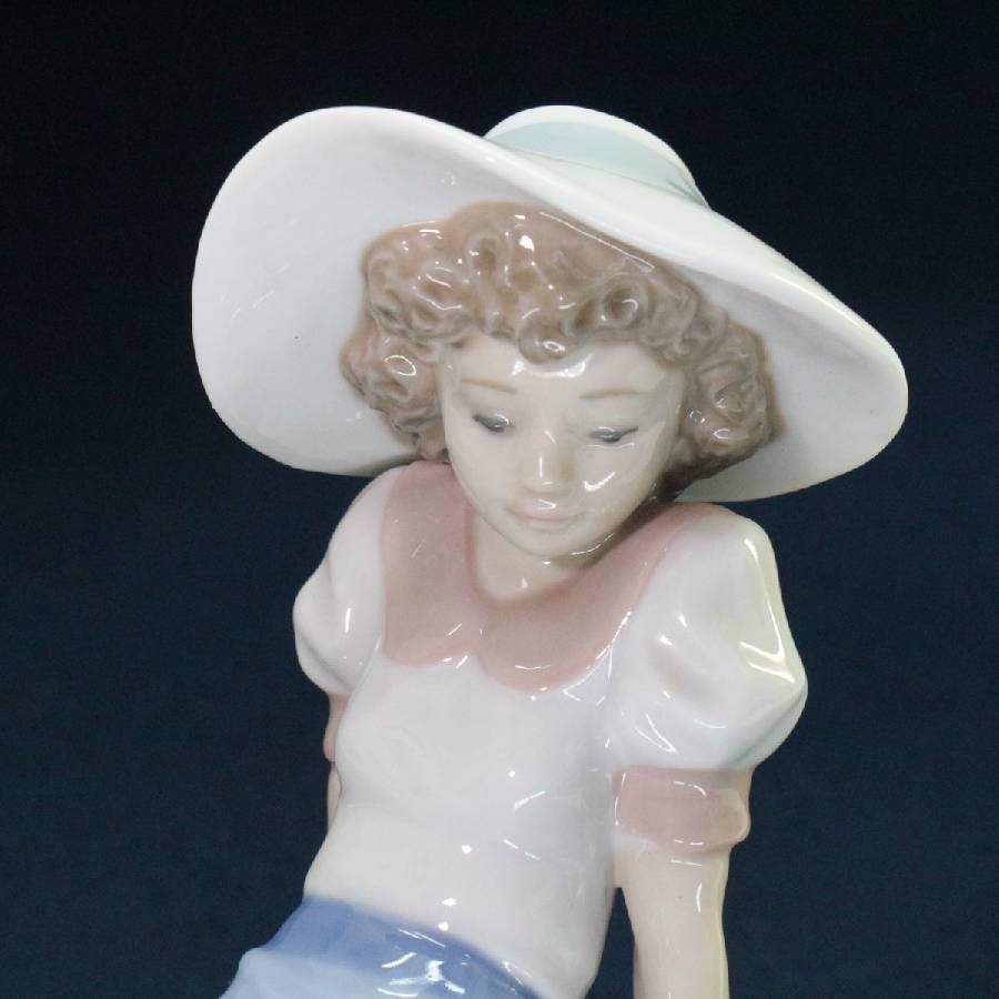 美品！】 NAO ナオ Lladro リヤドロ フィギュリン 「鳥の歌を聴く