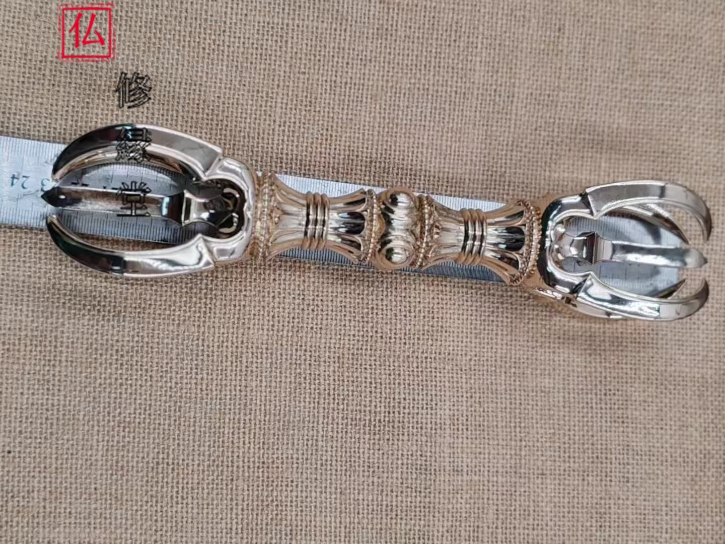 修縁堂】飛行です五鈷杵 金剛杵 真鍮製 密教法具 真言宗 - メルカリ