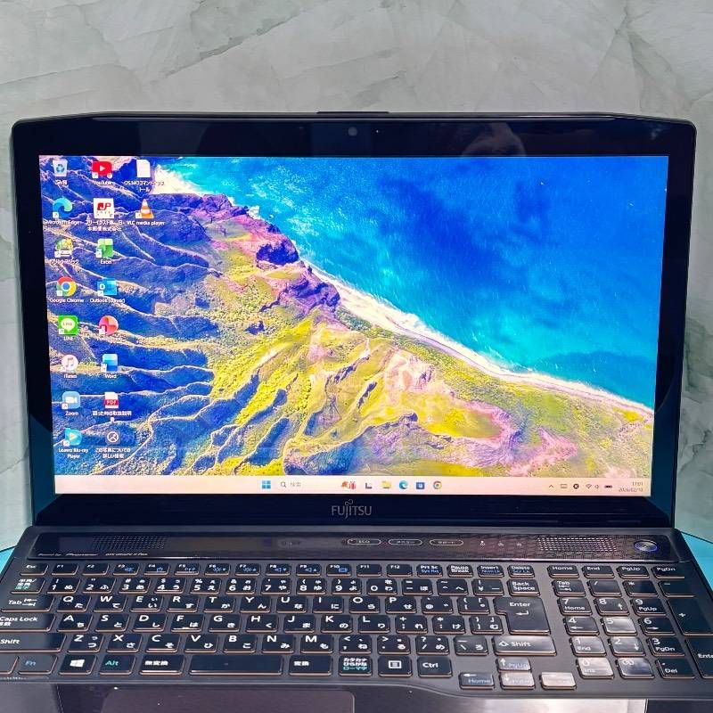 最終価格！【高性能‼】core i7❤️SSD✨windows11富士通ノートパソコン