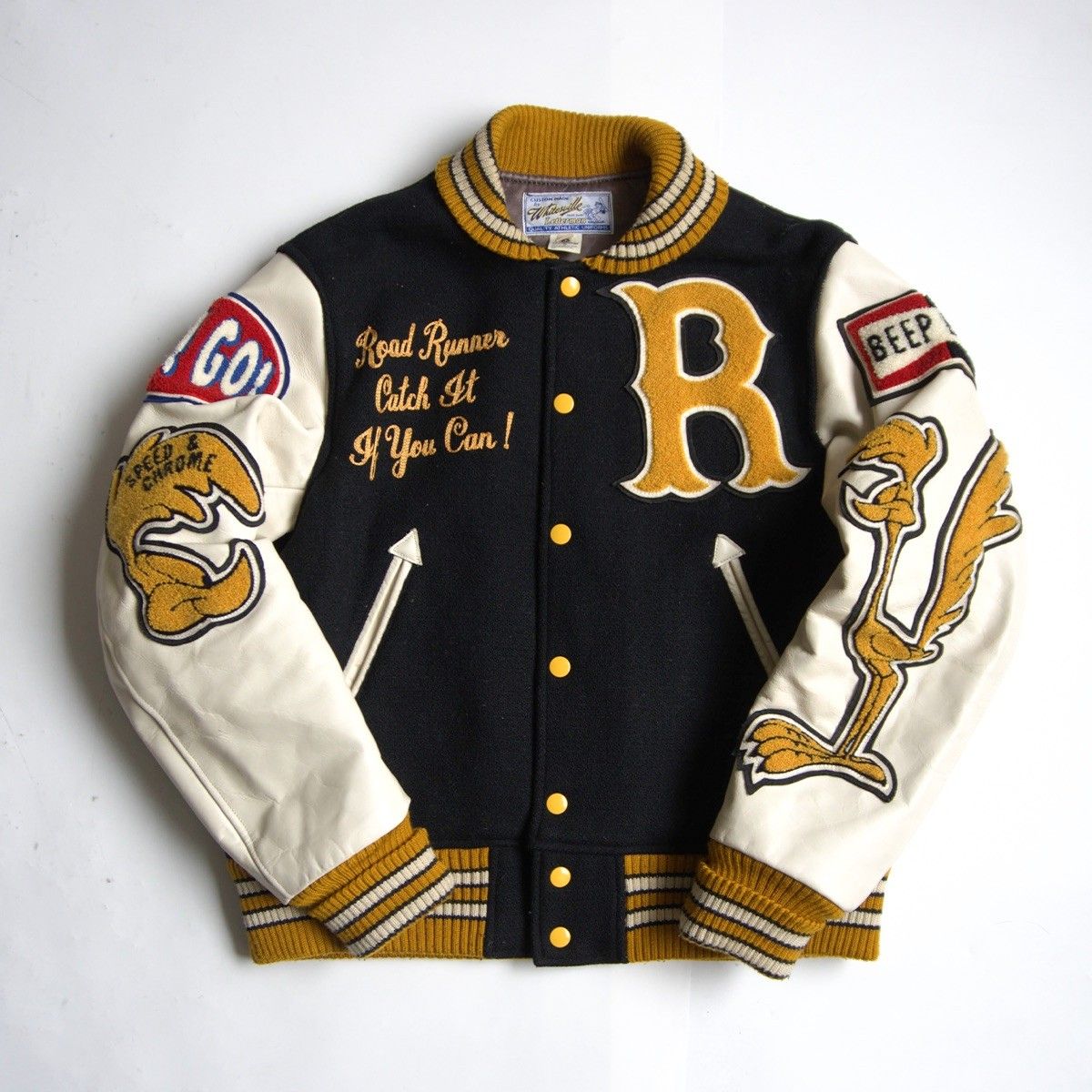 美品】WHITESVILLE【×LOONEY TUNES フルデコ レザースリーブ