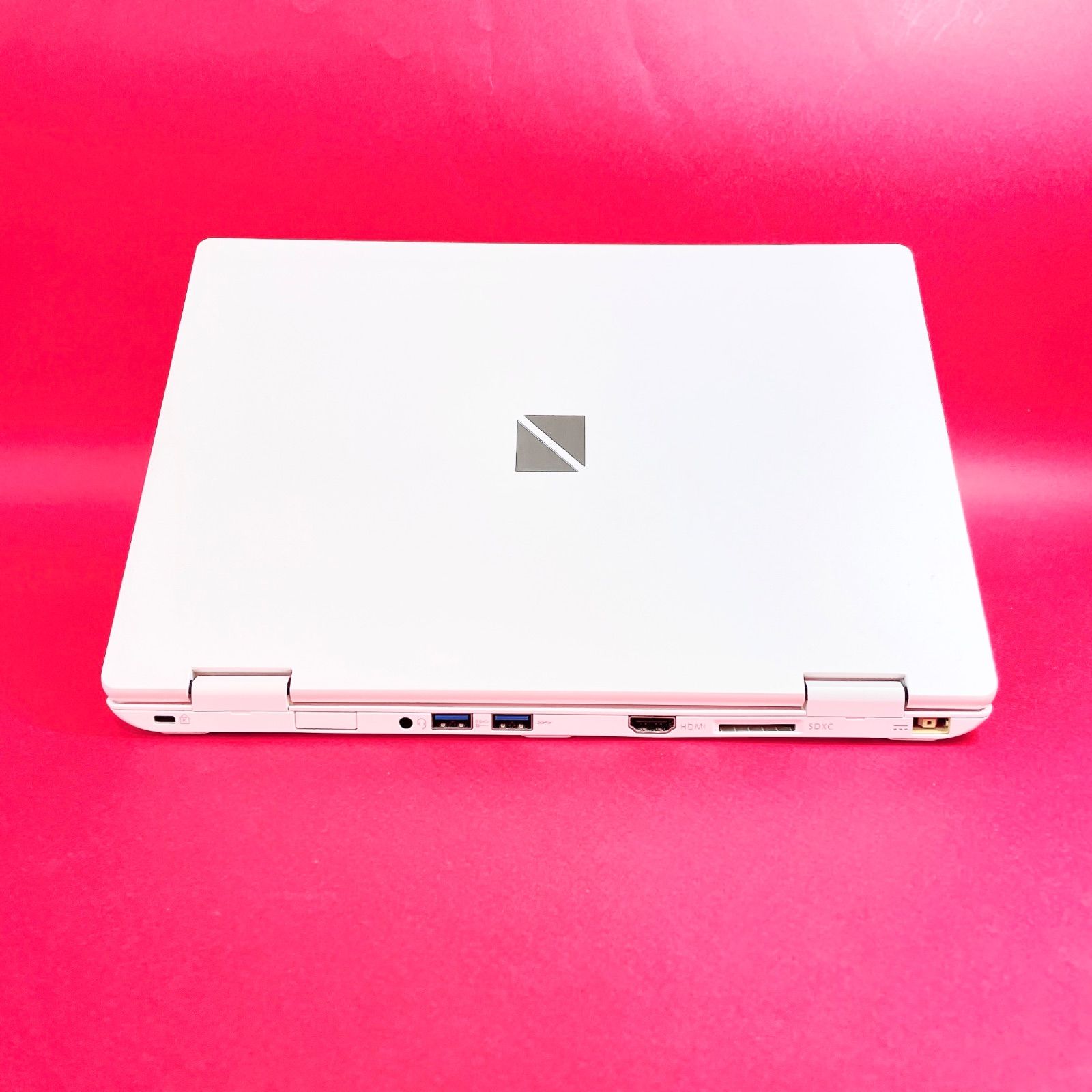 NEC 小型軽量ノートPC✨白✨SSD256GB✨カメラ付- メルカリ