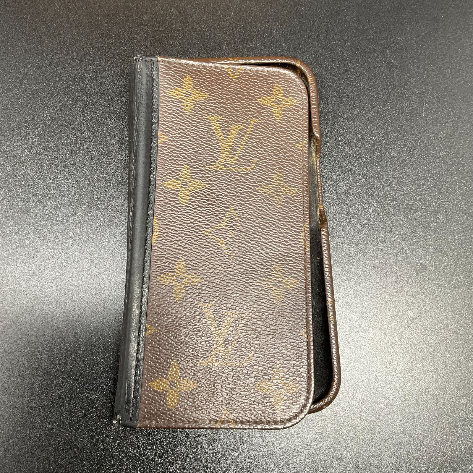 ルイヴィトン モノグラム iPhone14 pro フォリオ ケース B26021550