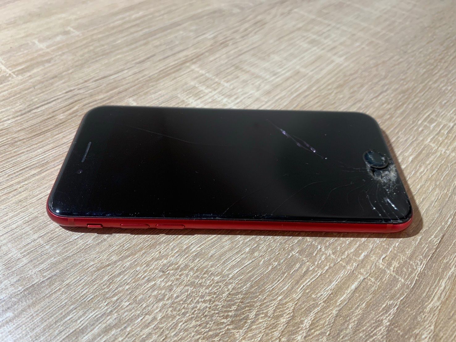 8493 iPhone SE2 128GB レッド ジャンク品 - メルカリ