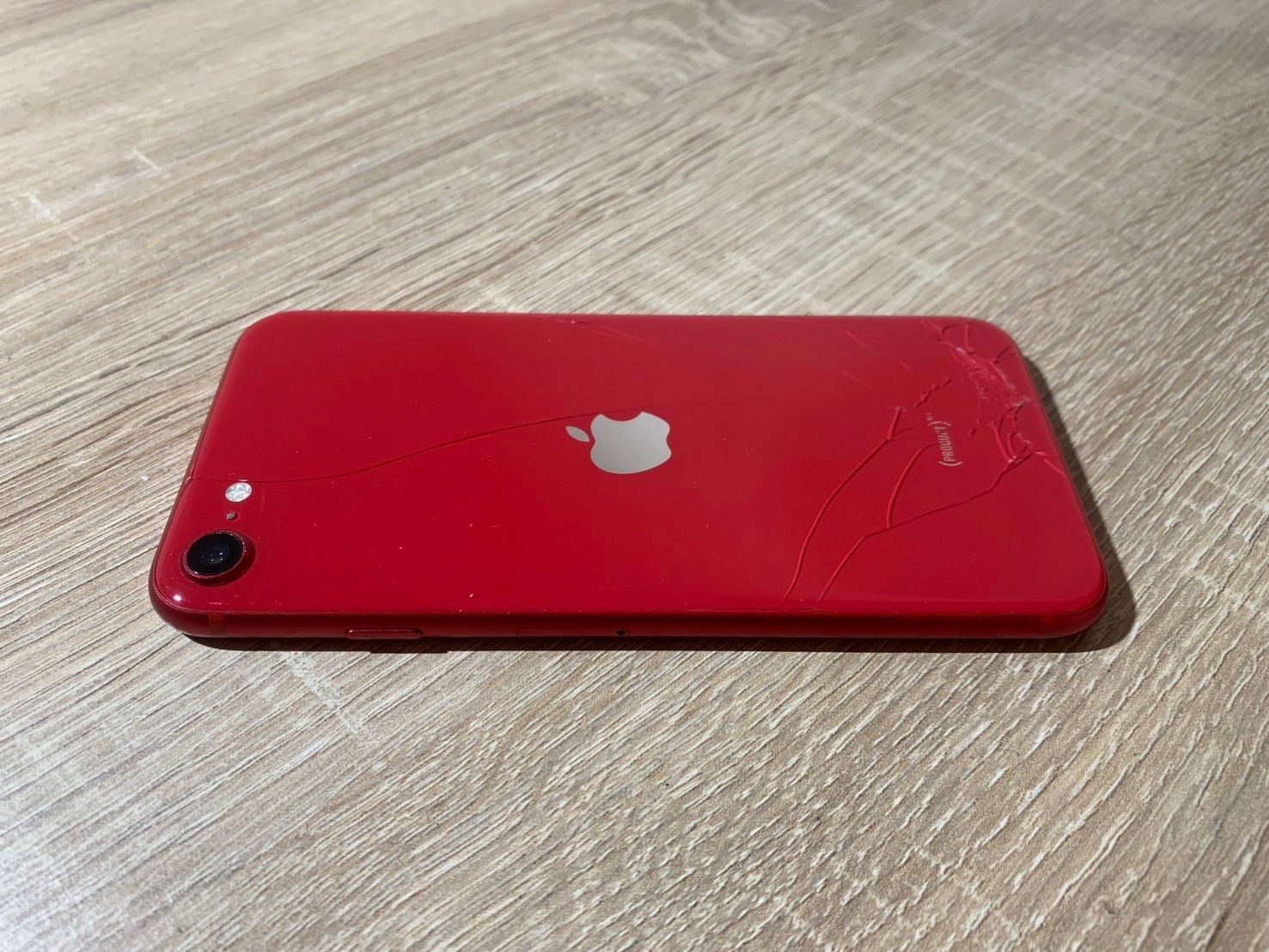 8493 iPhone SE2 128GB レッド ジャンク品 - メルカリ