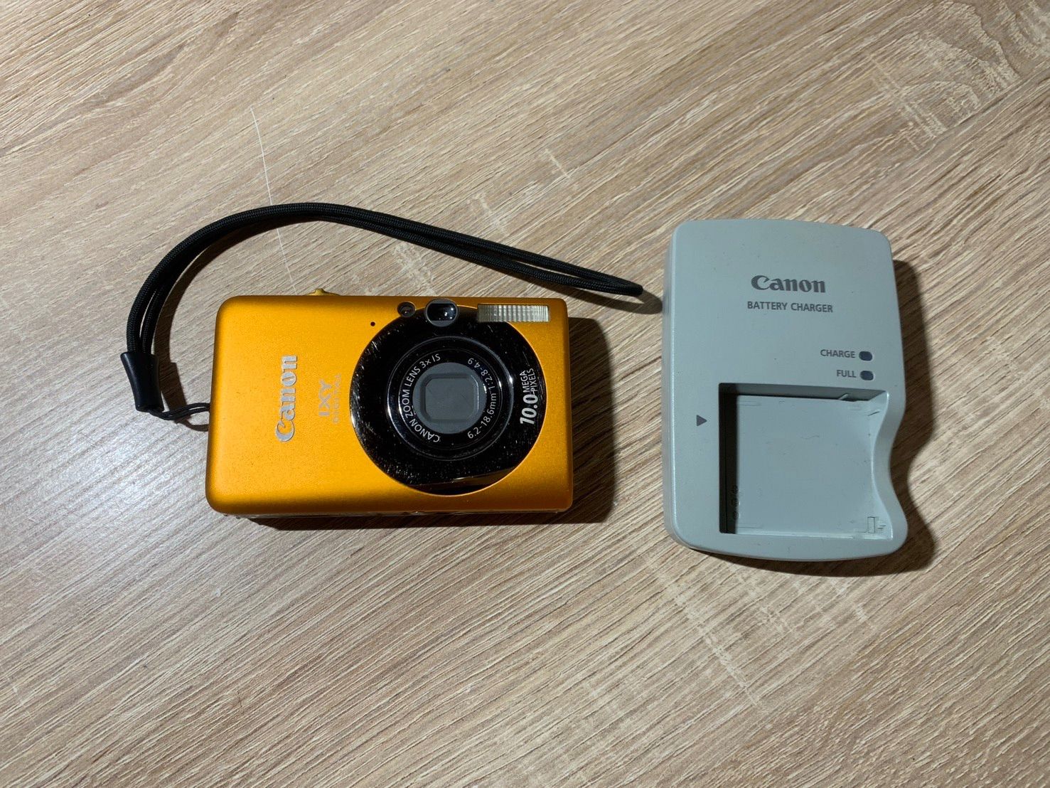 8496 Canon IXY DIGITAL 110 IS オレンジ デジカメ 動作確認済み