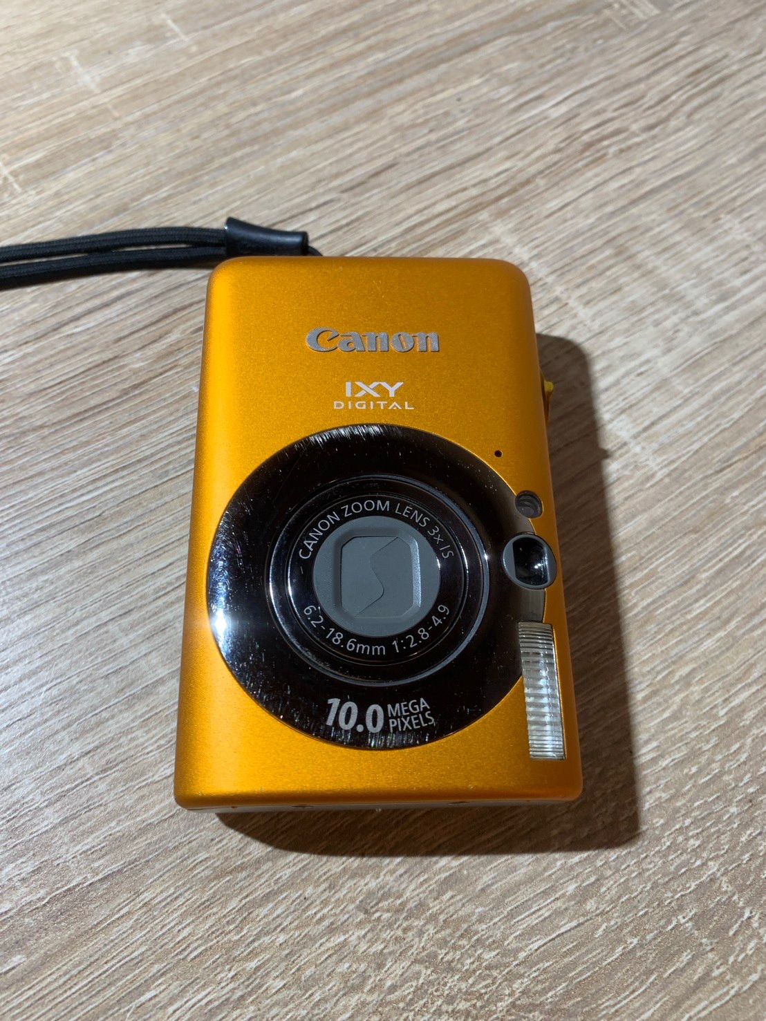 8496 Canon IXY DIGITAL 110 IS オレンジ デジカメ 動作確認済み