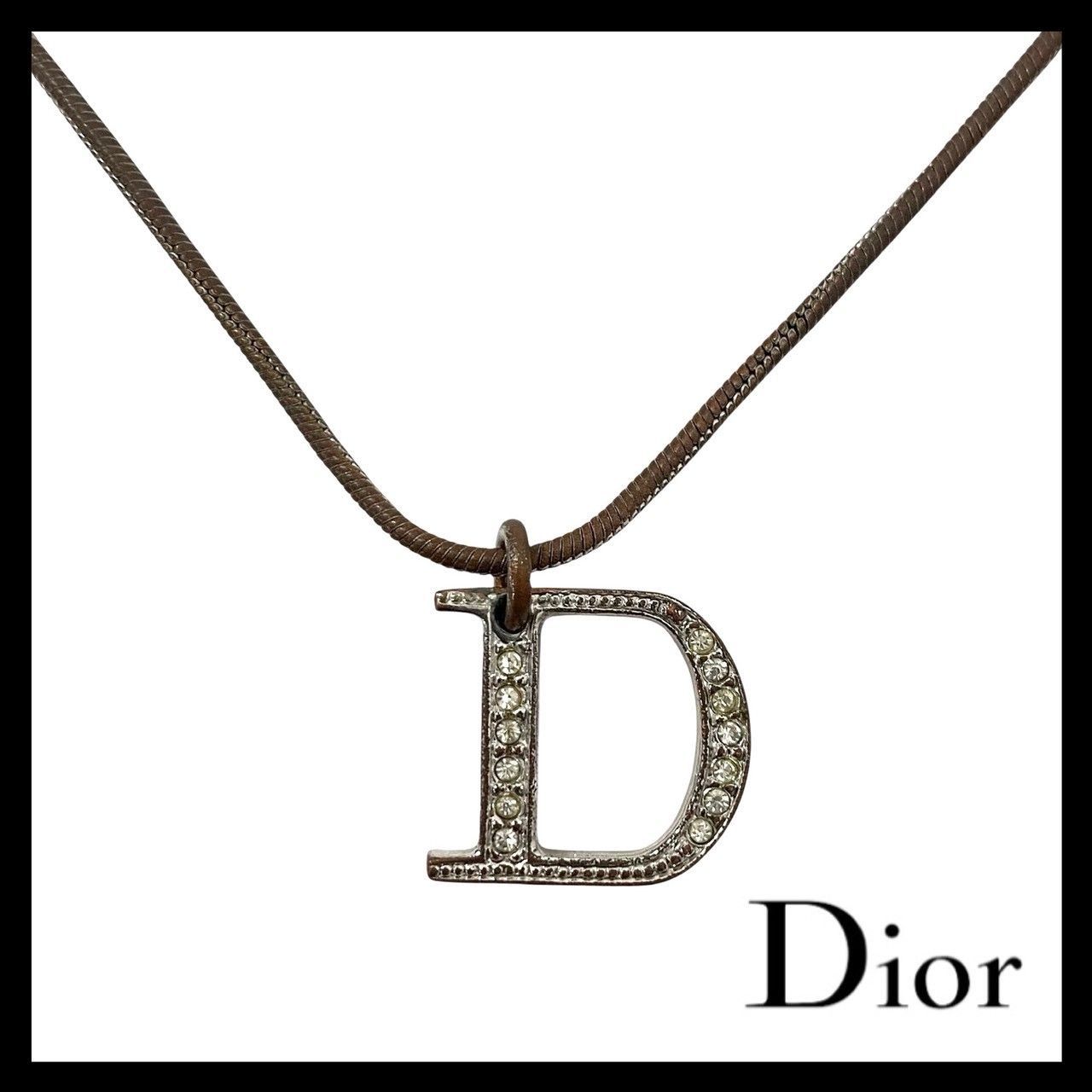 M【Dior】Dロゴ ネックレス シルバーカラー ラインストーン