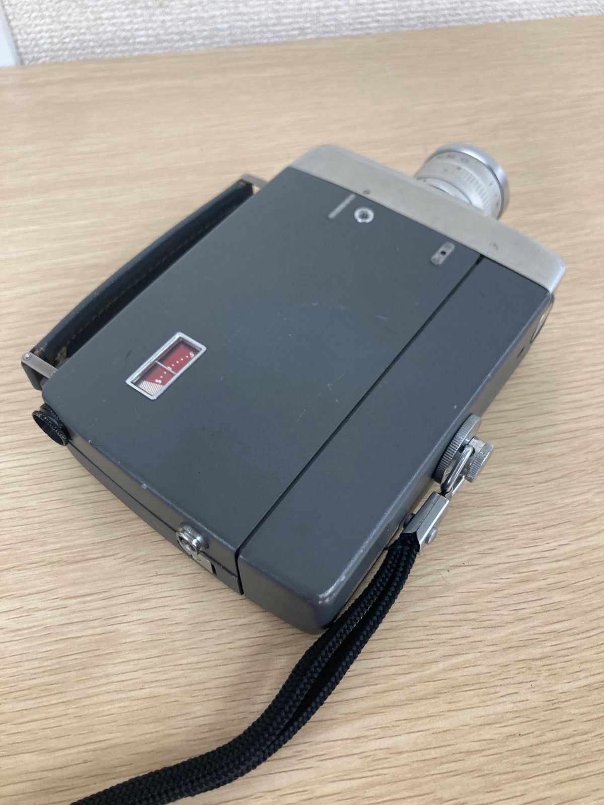 4 【通電動作未確認】 【ジャンク品】 ELMO 8ミリフィルムカメラ