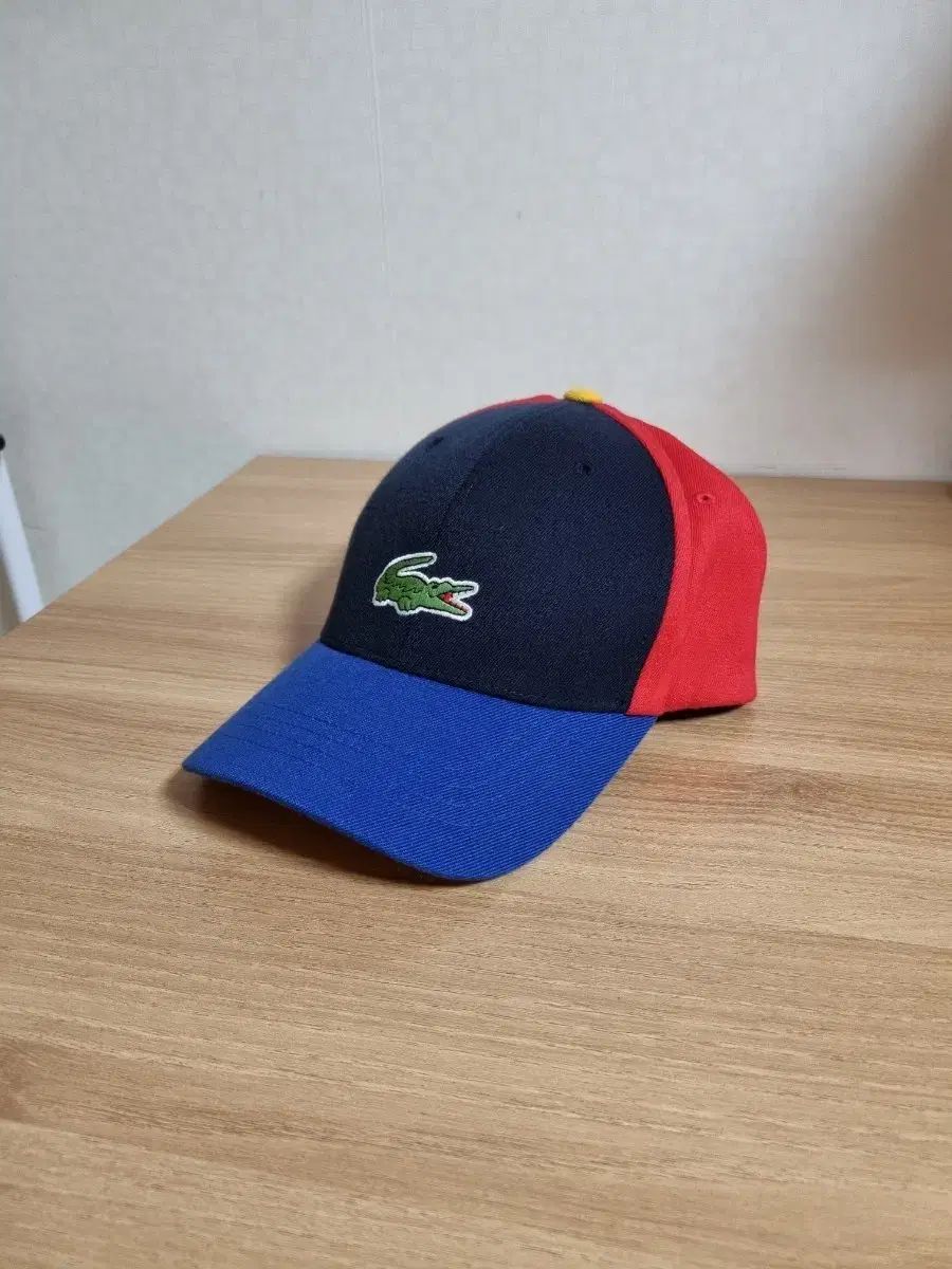 ラコステ カラーブロック ベースボールキャップ