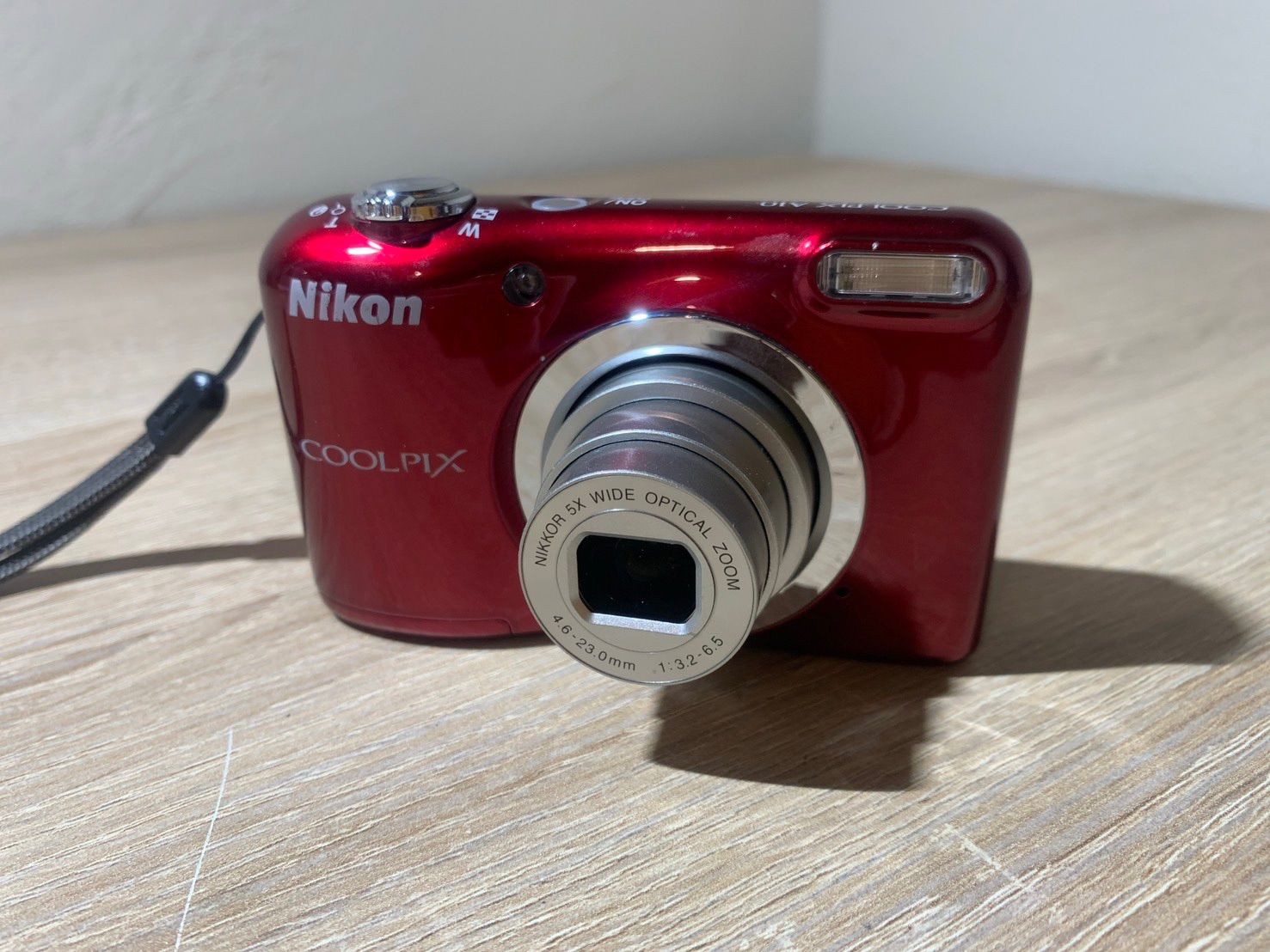 8494 Nikon COOLPIX A10 レッド デジカメ 動作確認済み - メルカリ