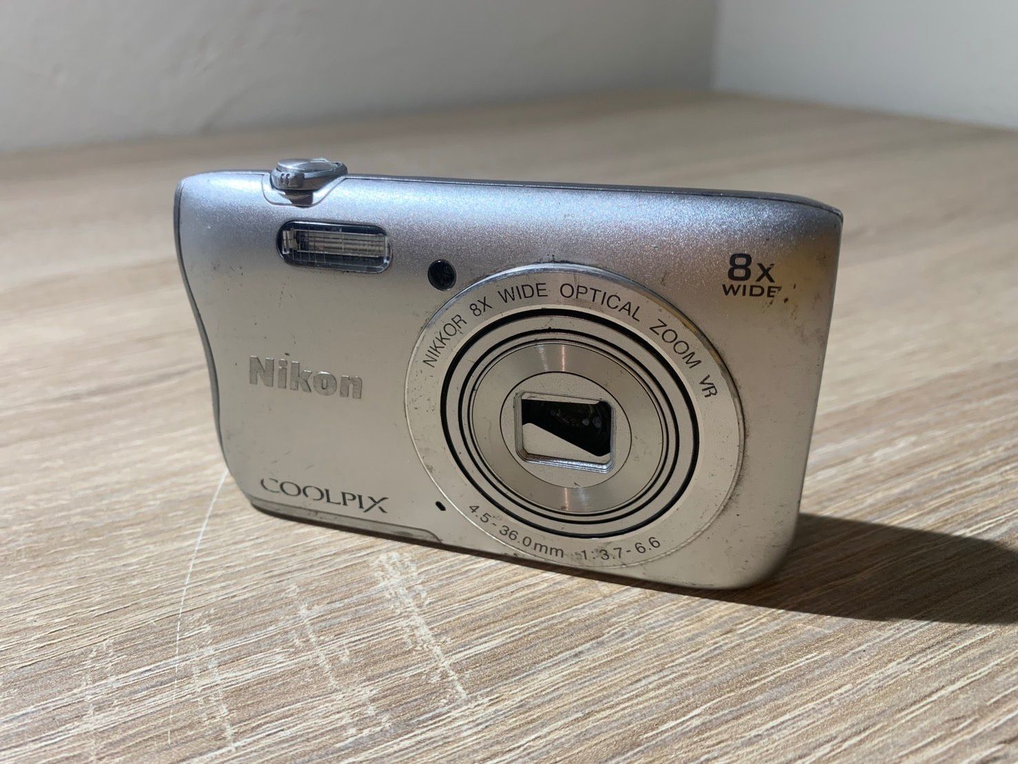8506 Nikon COOLPIX S3700 シルバー デジカメ - メルカリ
