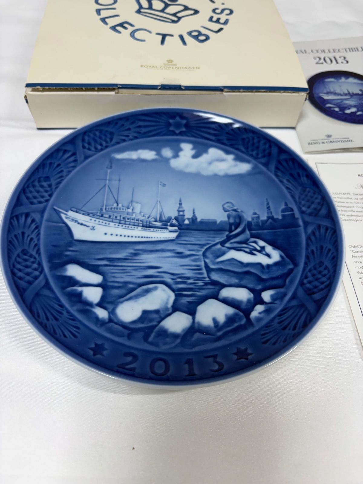美品 ロイヤルコペンハーゲン イヤープレート 2013 - メルカリ