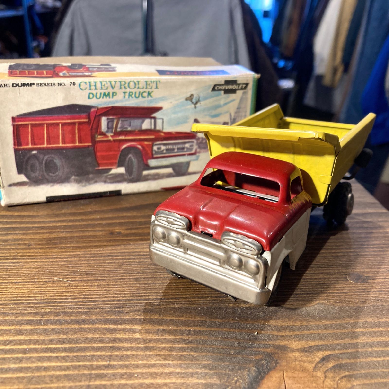 MP144) アサヒ玩具 CHEVROLET シボレー ダンプトラック ブリキ 玩具