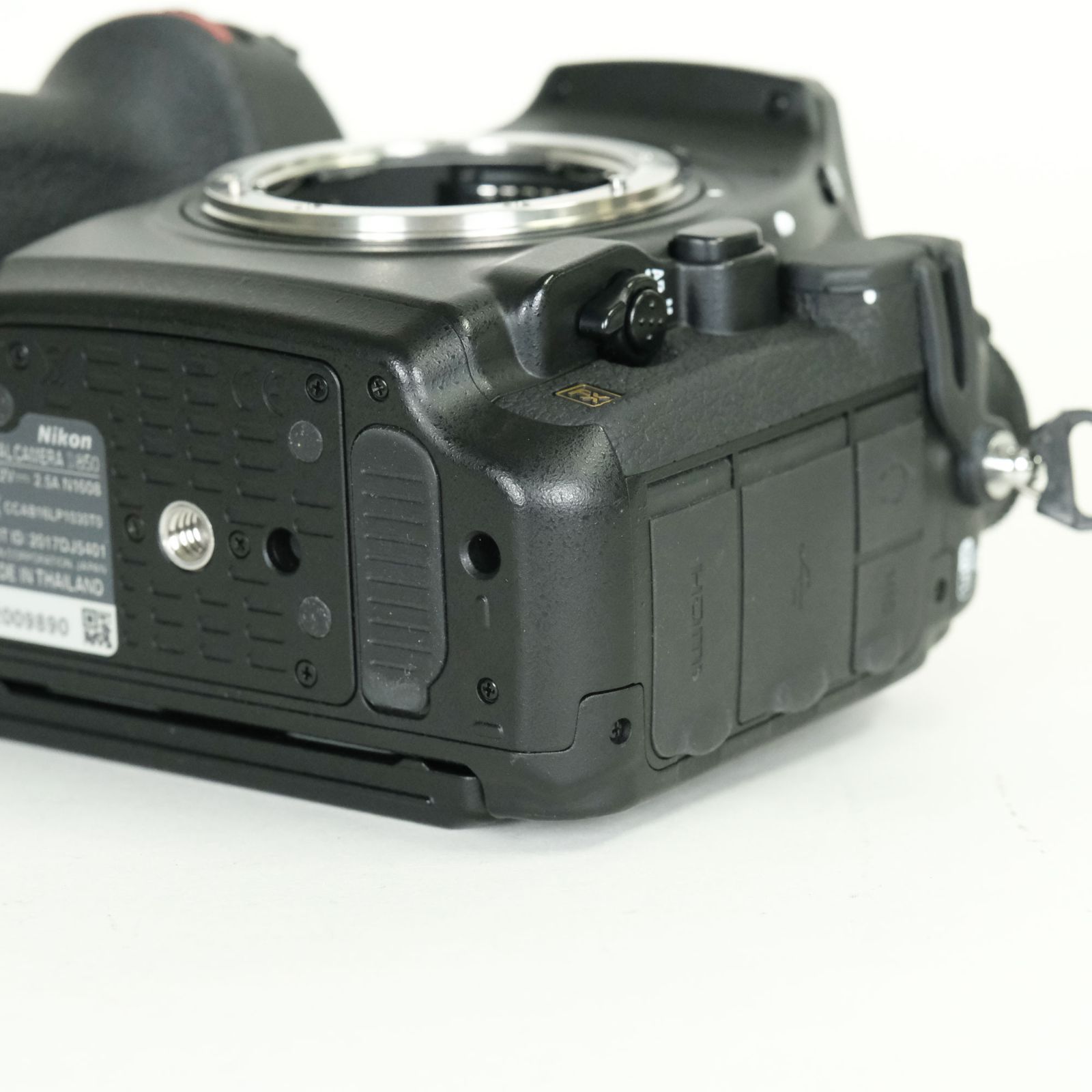 美品 | シャッター数32,750回] Nikon D850 | Nikon Fマウント - メルカリ