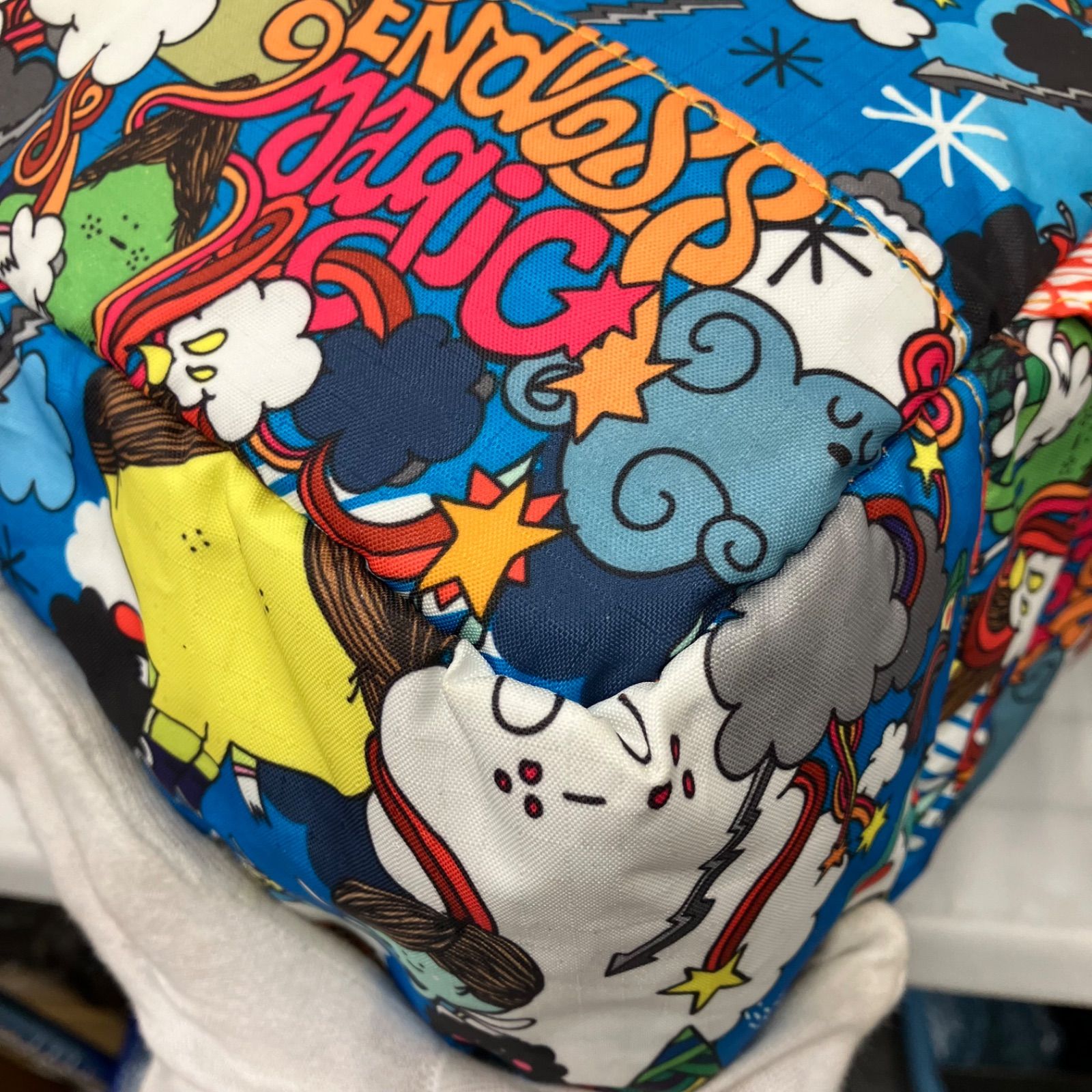 9822 LeSportsac レスポートサック Artist In Residence アーティスト 