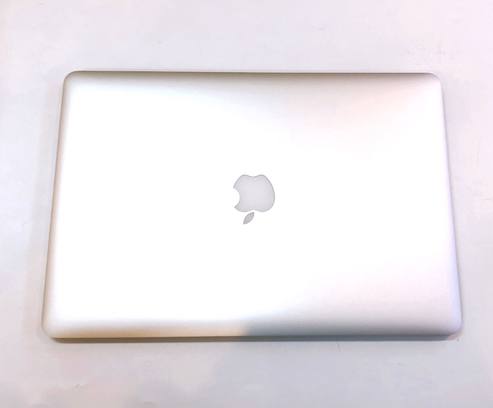 極美品 MacBook Pro 15