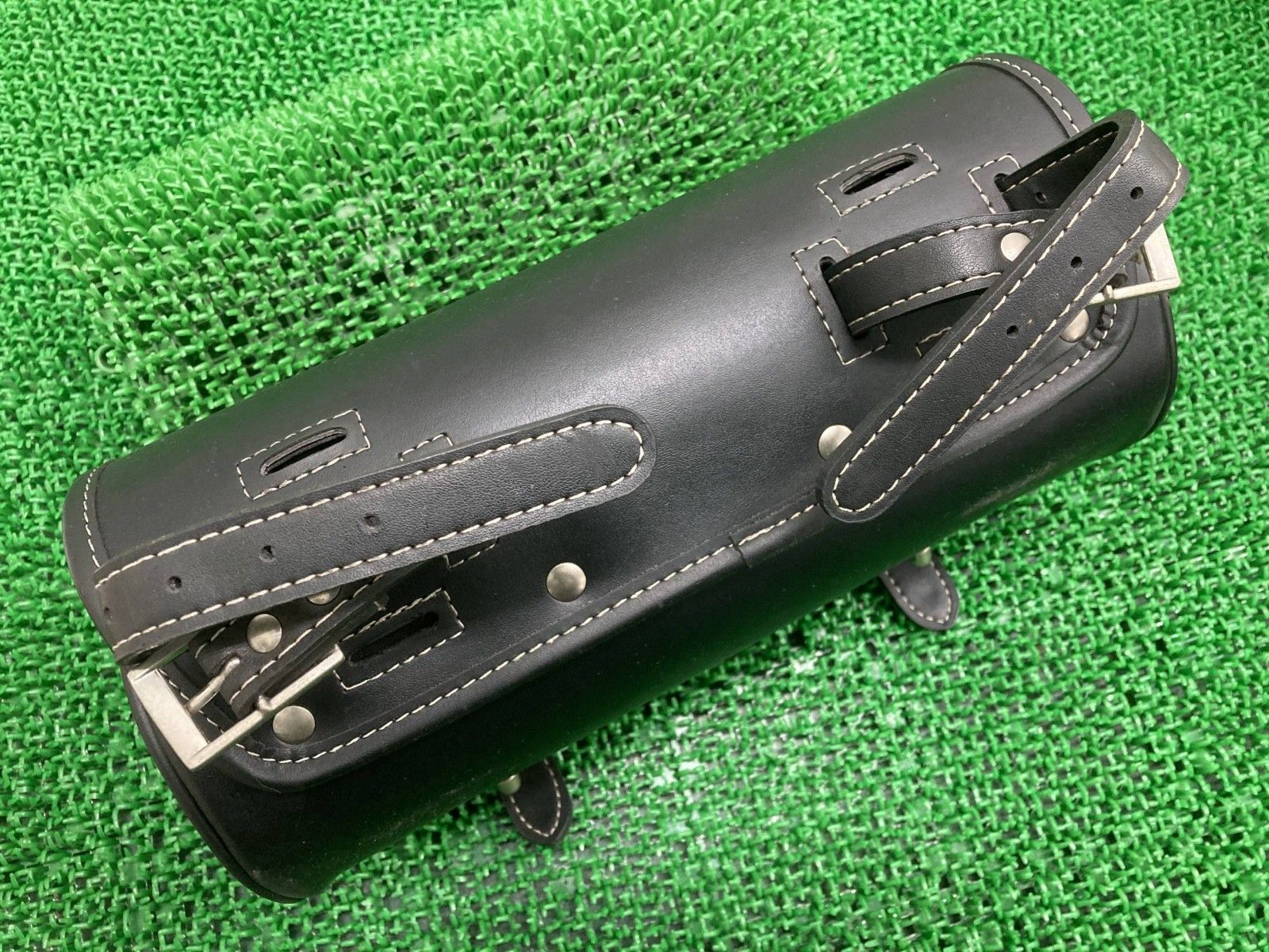 デグナー製 ツールバッグ 社外 中古 バイク 部品 NB-24 ハーレー バルカン スティード イントルーダーなどに 破れ無し マグナ50 Xg