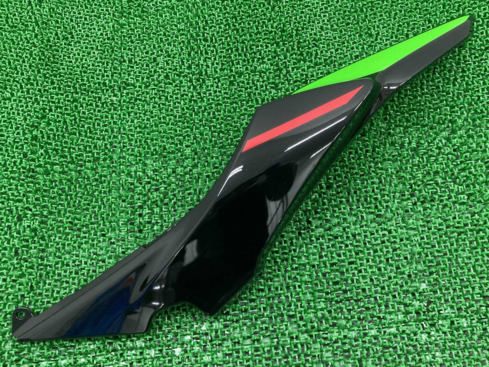 NINJA650 テールカバー 左 黒 36041-0033 カワサキ 純正 ER650H テール