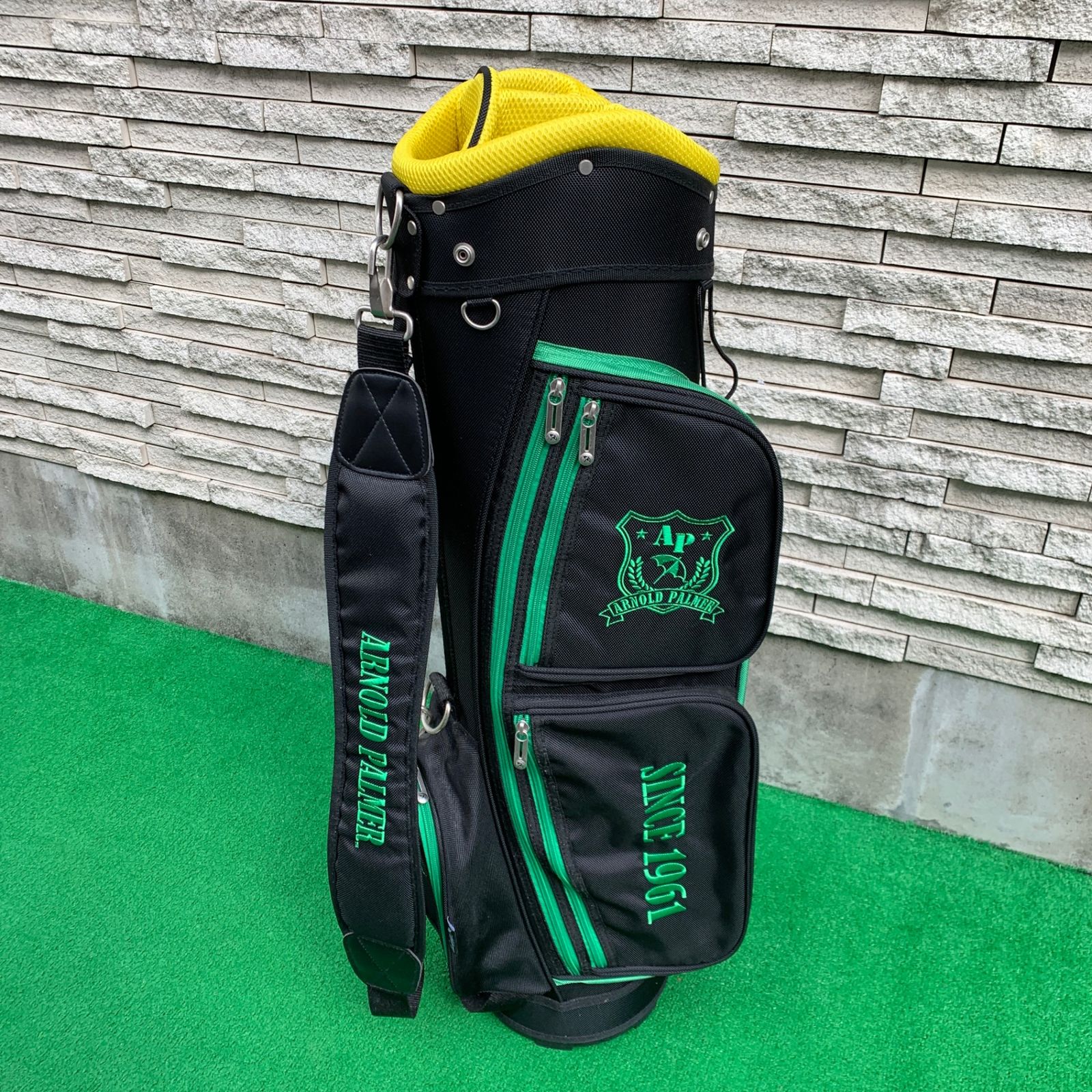  ◆アーノルドパーマー キャディバッグ 黒×黄◆ ゴルフバッグ キャディバッグ ゴルフ