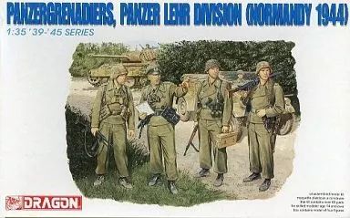 [중고] 프라모델 1/35 기갑척탄병.기갑 레르 사단 (노르망디 1944) - 독일 전차 척탄병 기갑 레어 사단 (노르망디 1944) - 솔저 4종 세트 “'39-'45 시리즈”