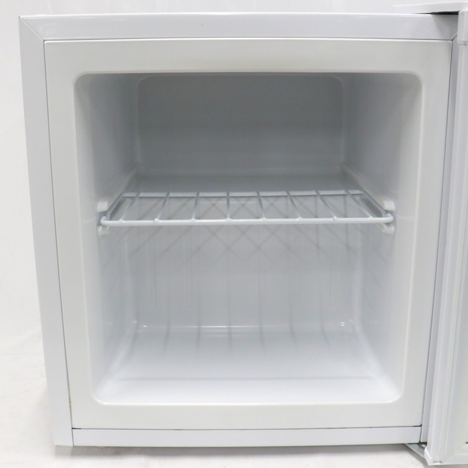 中古 [32L]レンティオ 小型冷凍庫 1ドア セカンド冷凍庫 RN-FZ32 rn