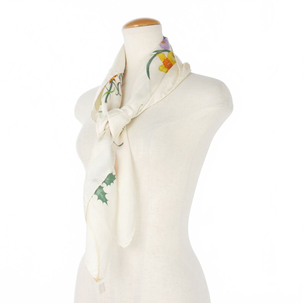 グッチ GUCCI ヴィンテージ スカーフ シルク 花 虫 蝶 マルチカラー