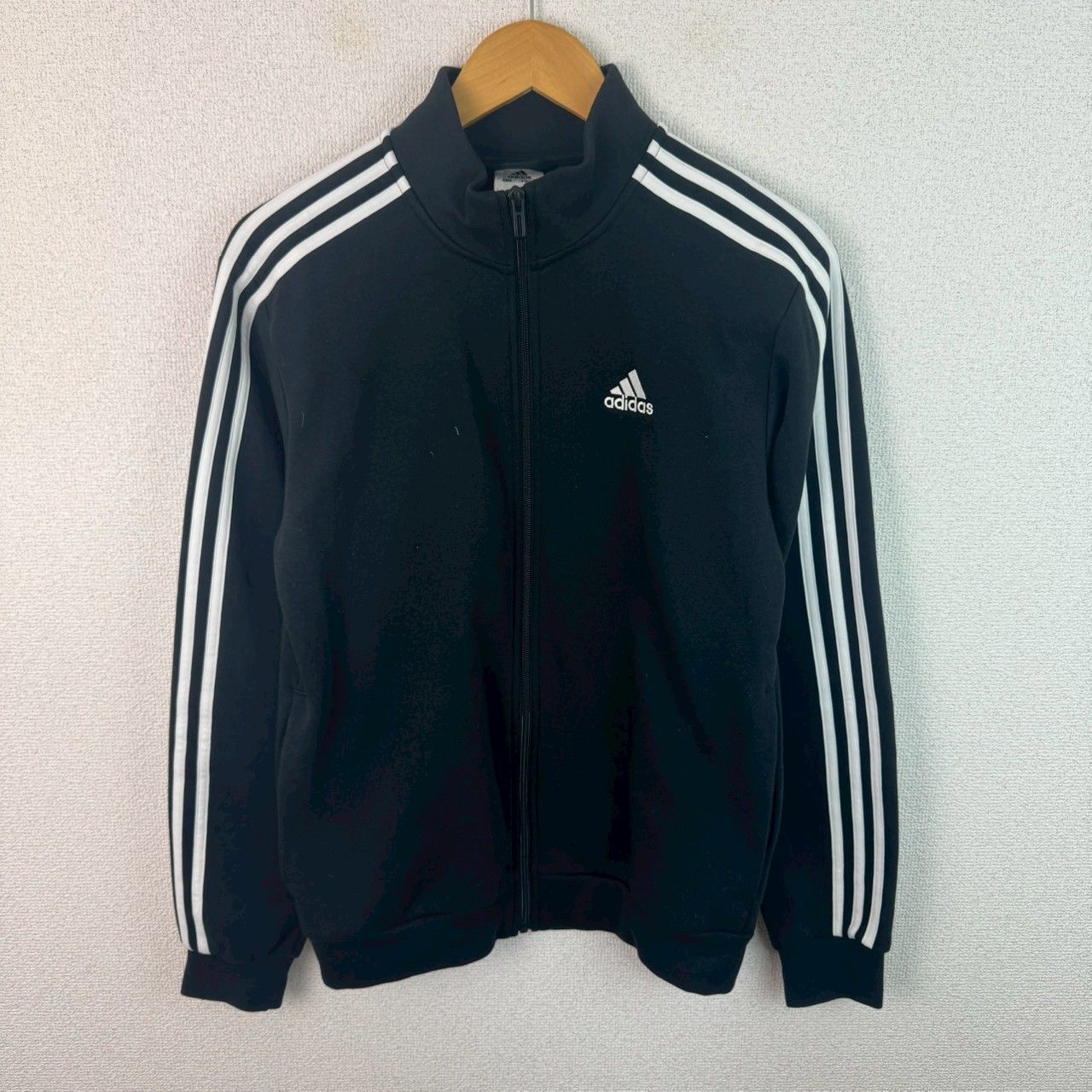 adidas アディダス トラックジャケット ジャージ ロゴ刺繍 ブラック Sサイズ メンズ 古着 スポーツMIX ストリート