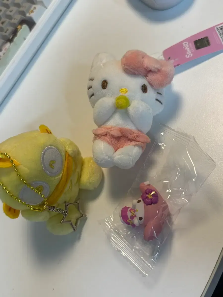 2026年最新】マイメロおしゃぶりの人気アイテム - メルカリ