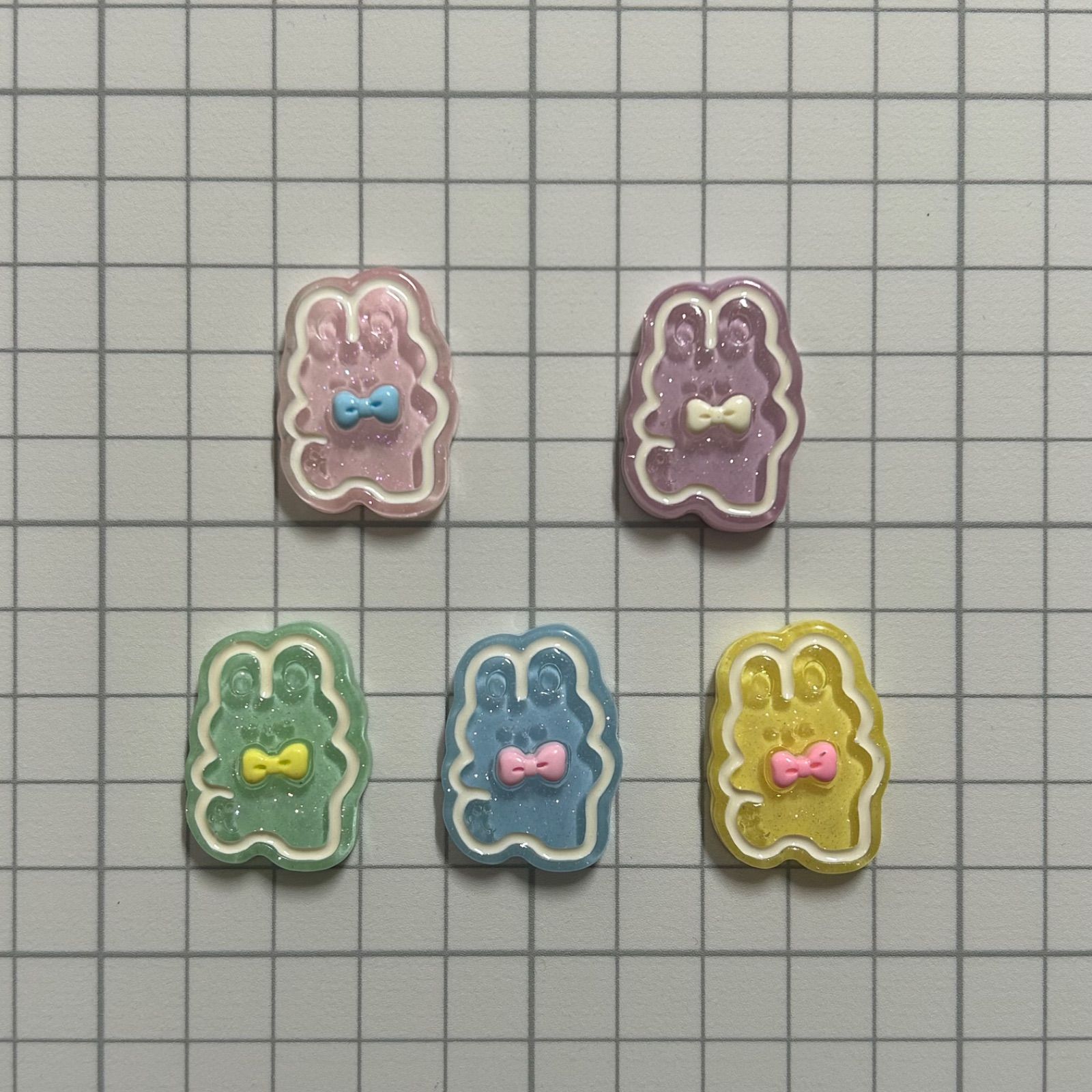 1セット 5個入り 125円 うさぎちゃん デコパーツ ホイップ ホイップ