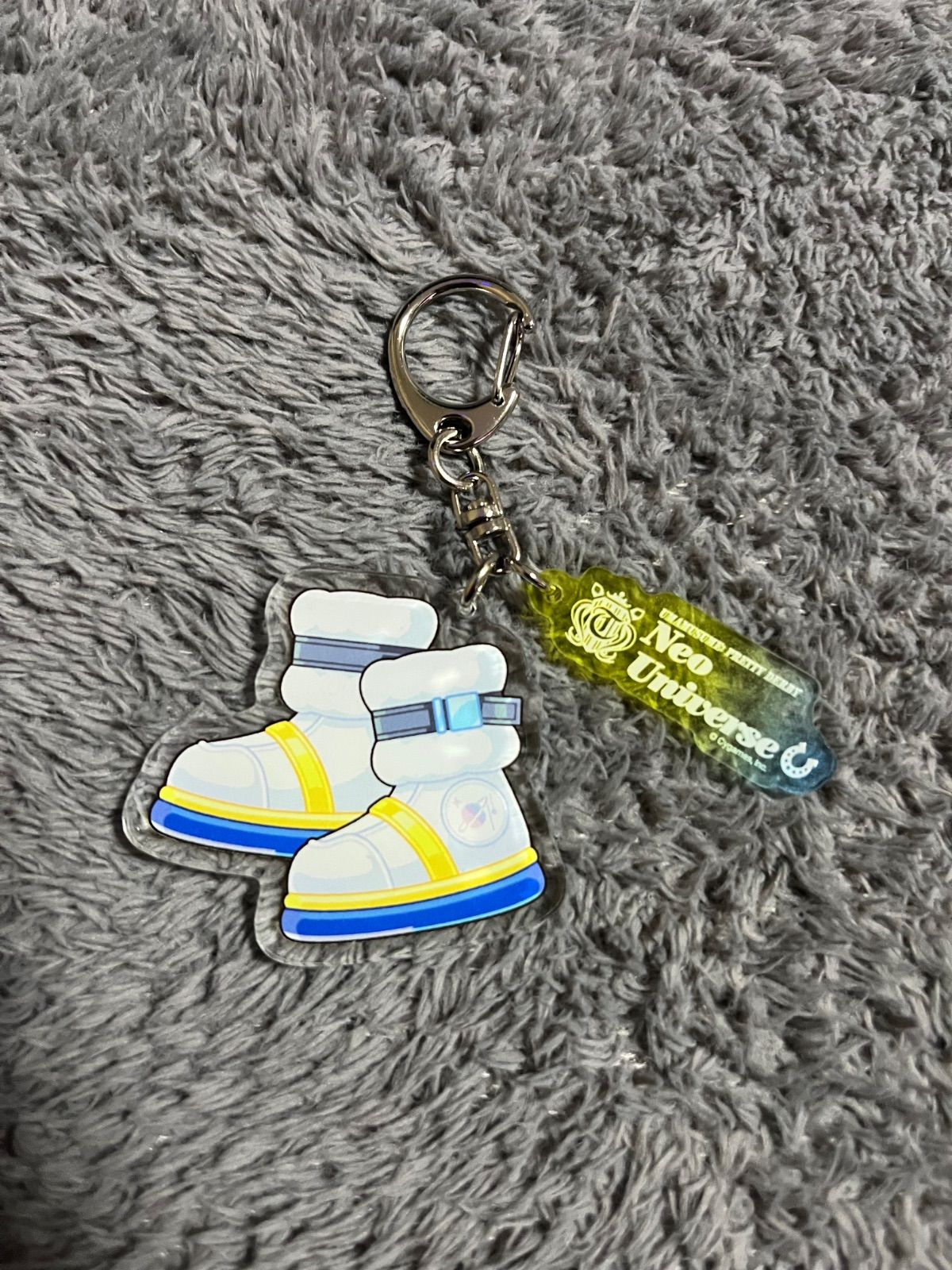 ウマ娘 勝負靴 アクリルキーホルダー ネオユニヴァース - メルカリ