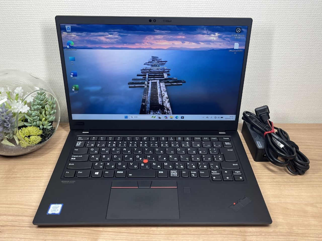 美品・LTEモデル〉 Thinkpad X1 Carbon Gen7 8GB/256GB 第8世代