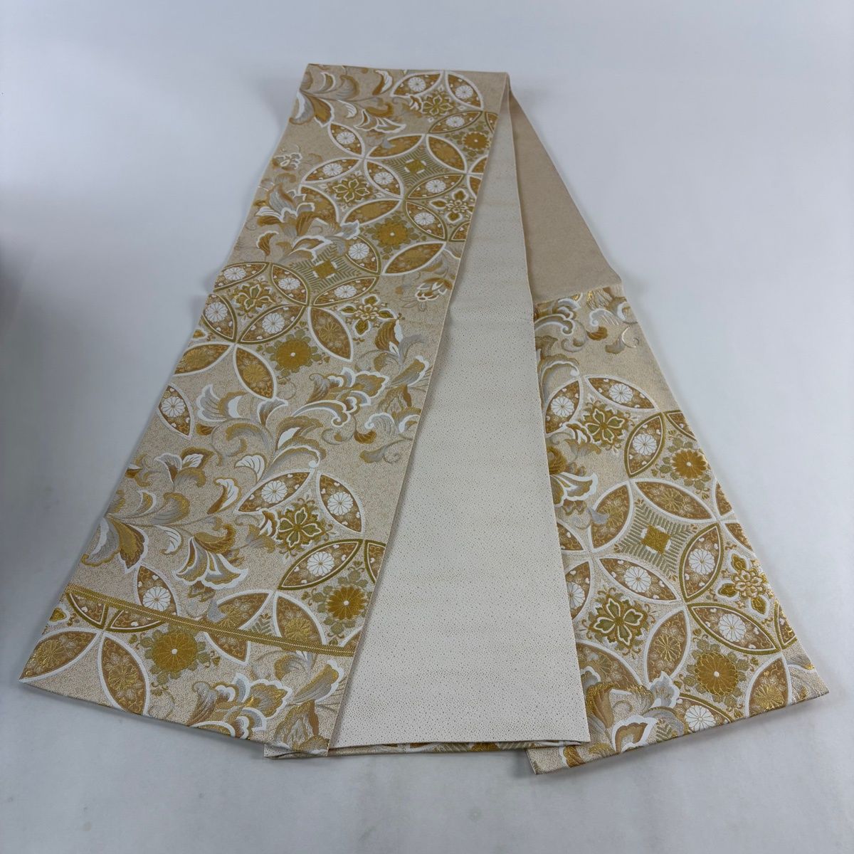 美品】 袋帯 秀品 七宝華文 草花 金銀糸 壽光織 金色 六通 正絹 【中古