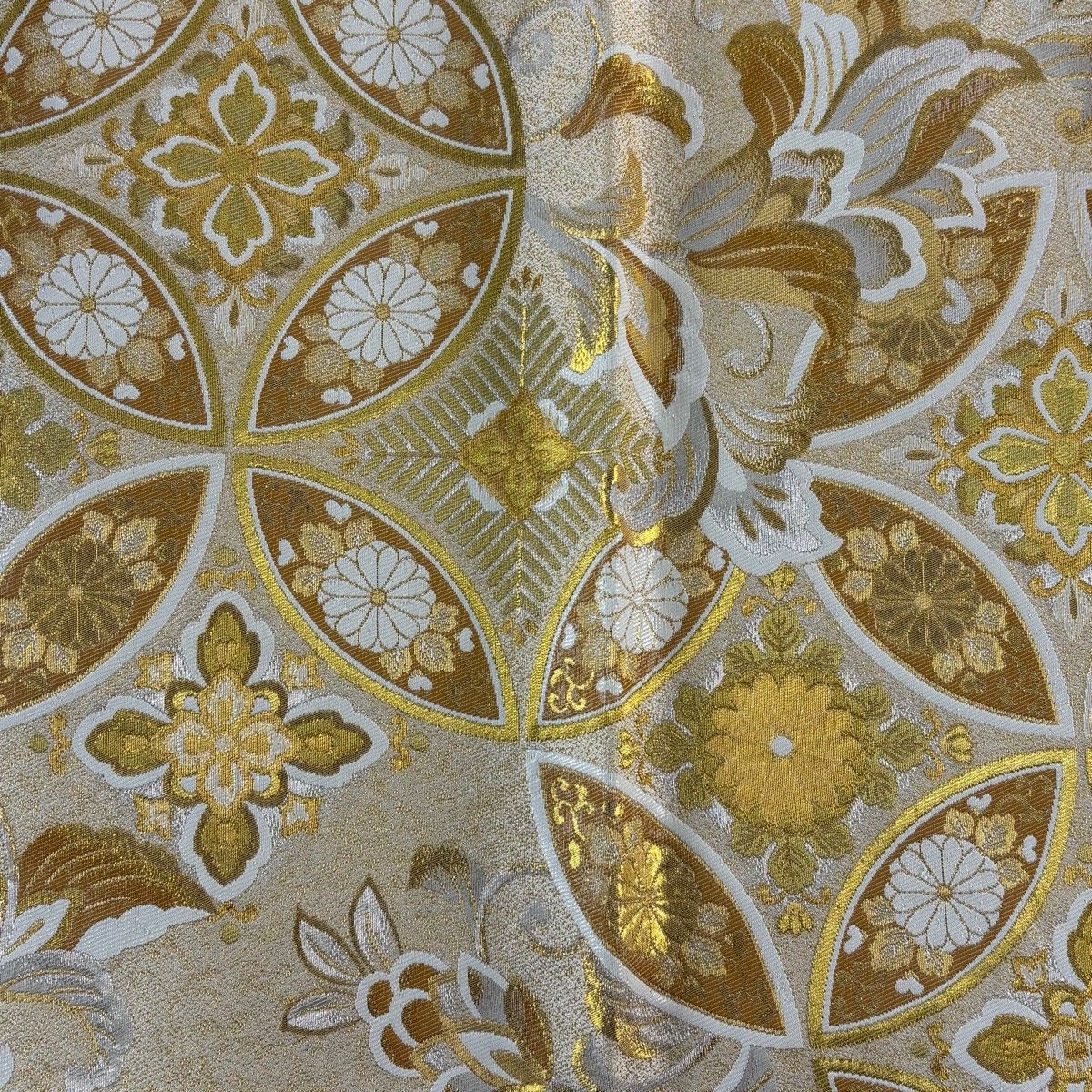 美品】 袋帯 秀品 七宝華文 草花 金銀糸 壽光織 金色 六通 正絹 【中古