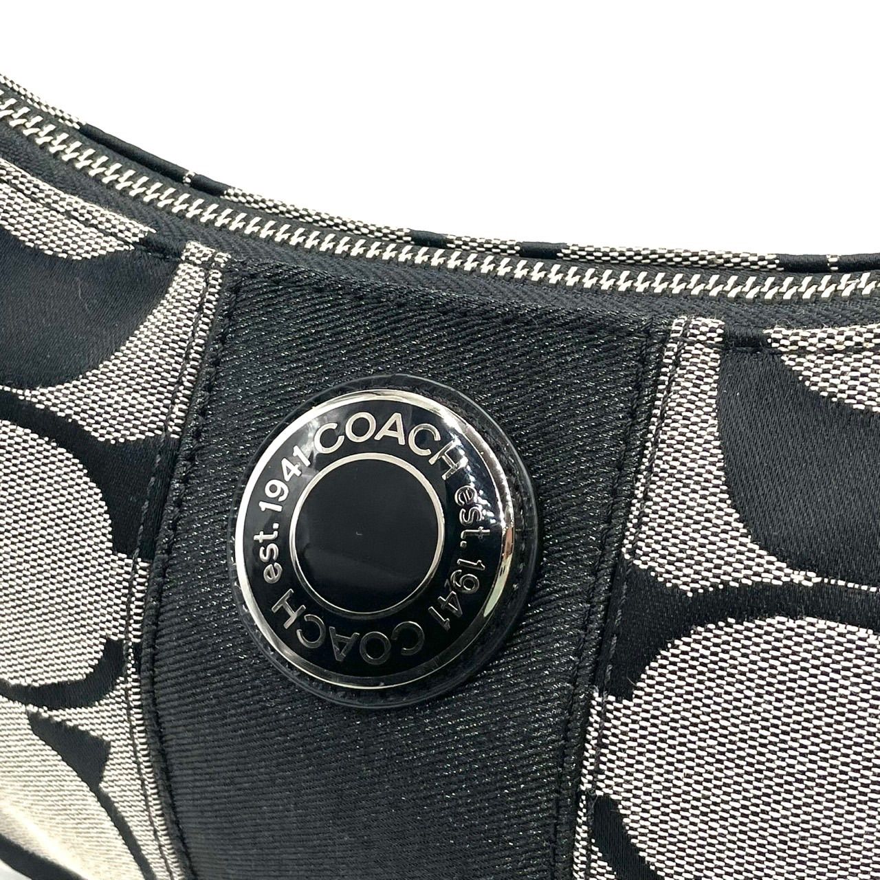 COACH コーチ ショルダーバッグ ワンショルダー シグネチャー 