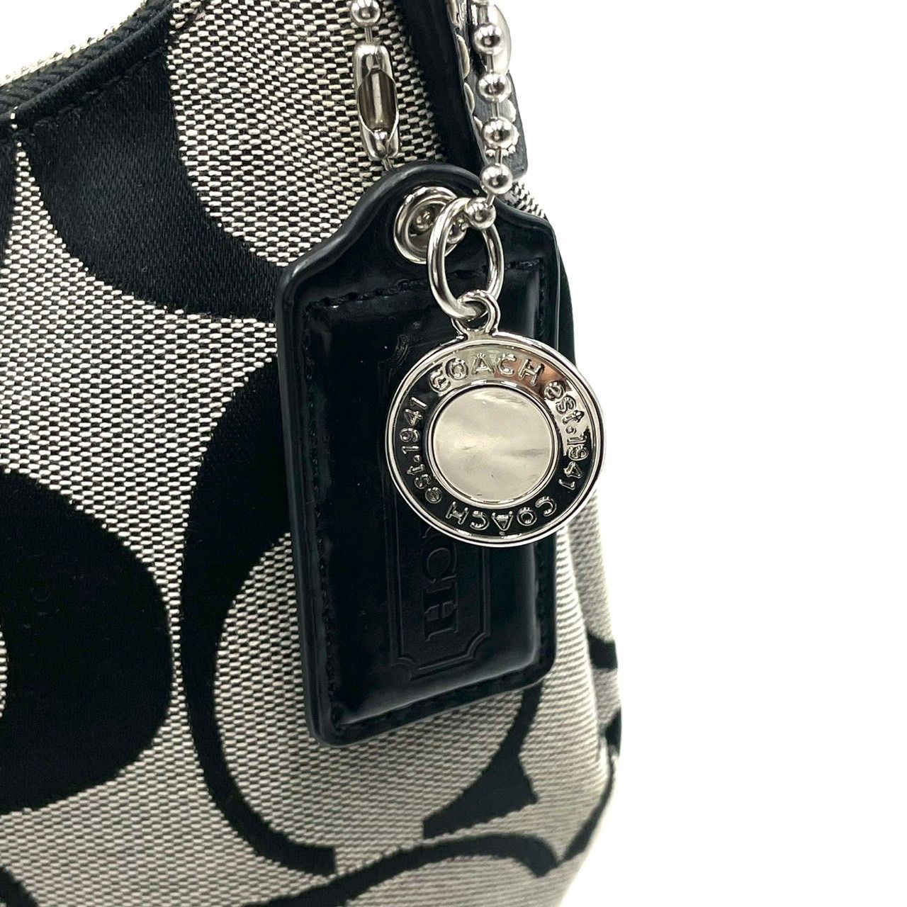 COACH コーチ ショルダーバッグ ワンショルダー シグネチャー 