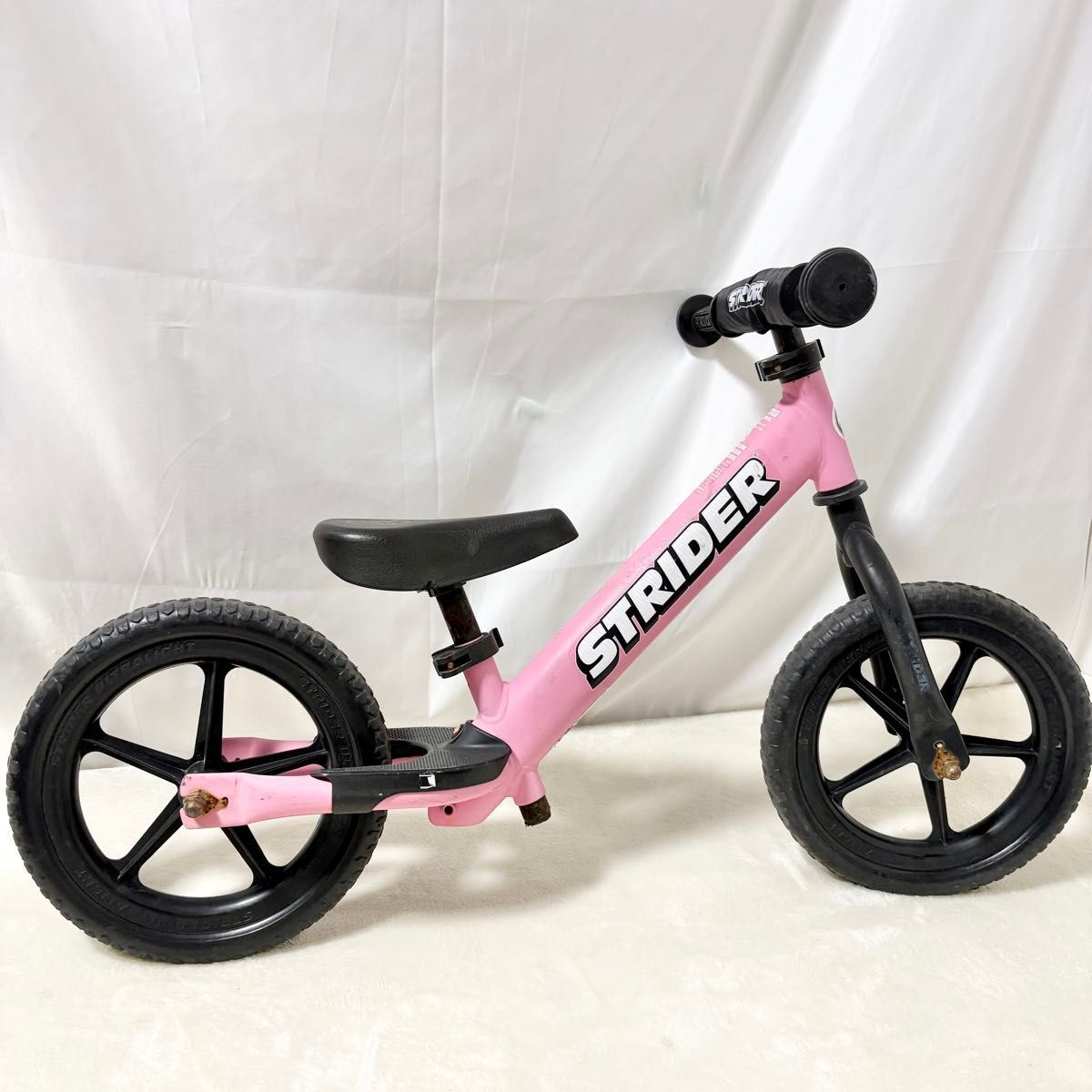 ストライダー STRIDER スポーツモデル ピンク 12型 ランニングバイク