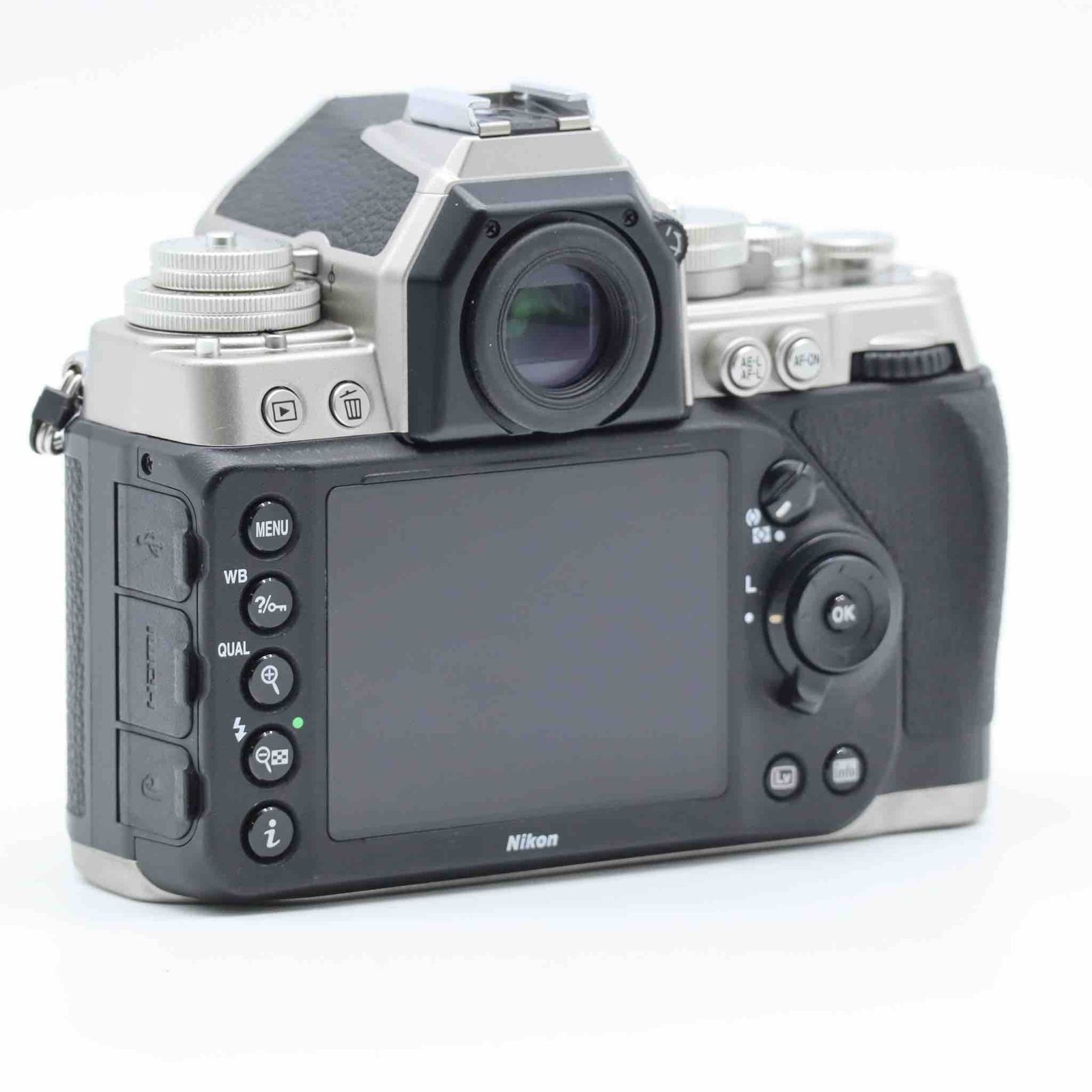 超美品☆ Nikon Df シルバー #882 - メルカリ