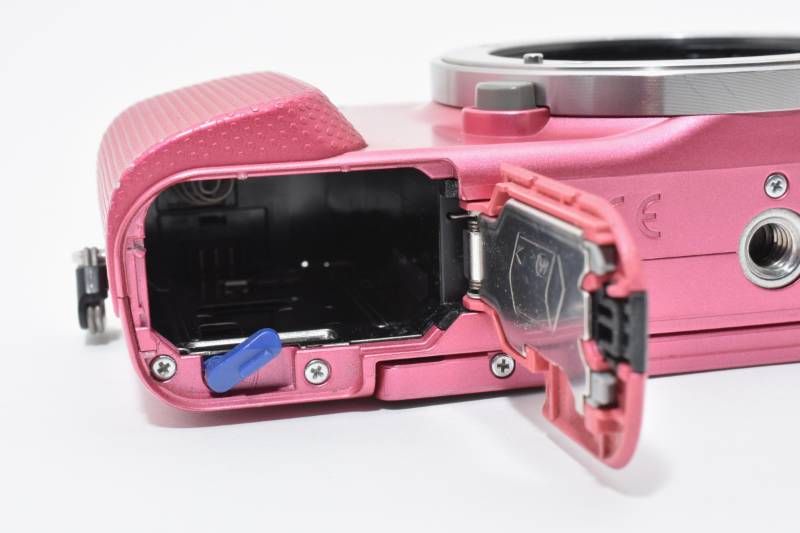 実用光学美品】Sony ソニー NEX-3N ボディ ピンク シャッター数7687枚