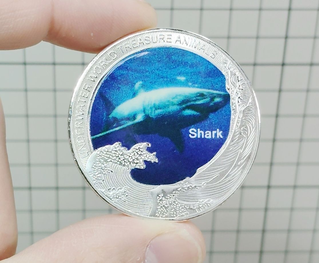 コイン ホオジロザメ （鮫:サメ:さめ） 】D02-20/FRI - メルカリ