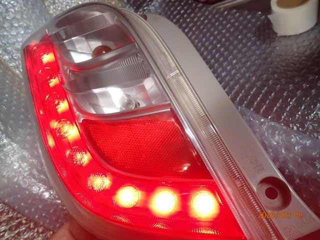 ミライース LA300S テールライト テールランプ 左 TOKAIDENSO 20511