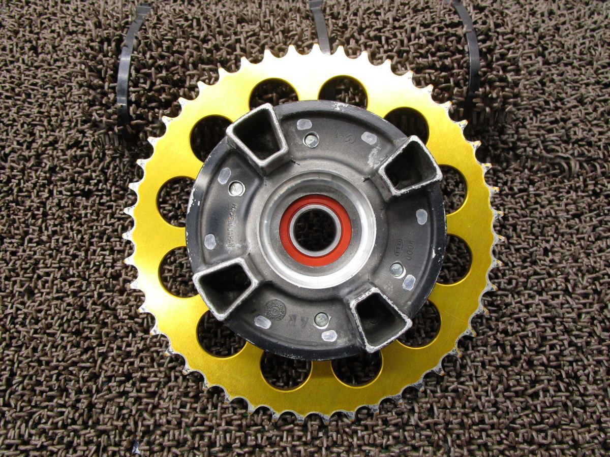 ZX-10R XAM スプロケット ハブ 47丁 △B2720！ZXT00D カワサキ