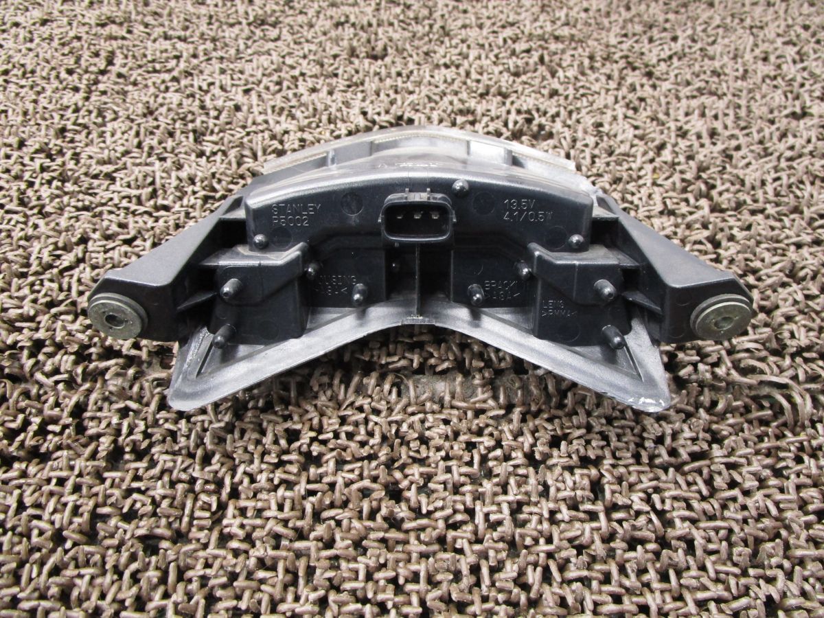 テール ZX-10R テールランプ ○B2744！ZXT00D カワサキ 【 ZXT00DE