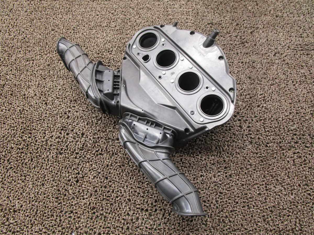 ZX-10R エアクリーナーボックス □B2713！ZXT00D カワサキ 【 ZXT00DE