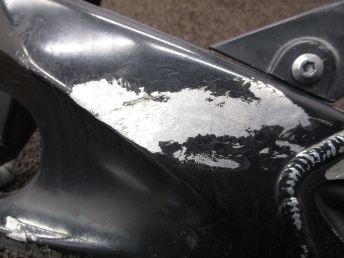 ZX-10R スイングアーム チェーンカバー □B2717！アクスルシャフト