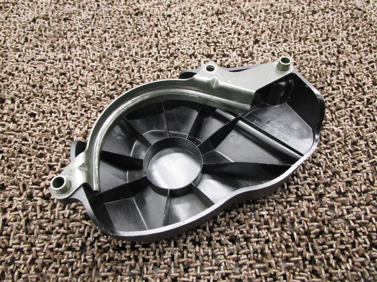 ZX-10R スプロケットカバー ○B2751！ZXT00D カワサキ 【 ZXT00DE
