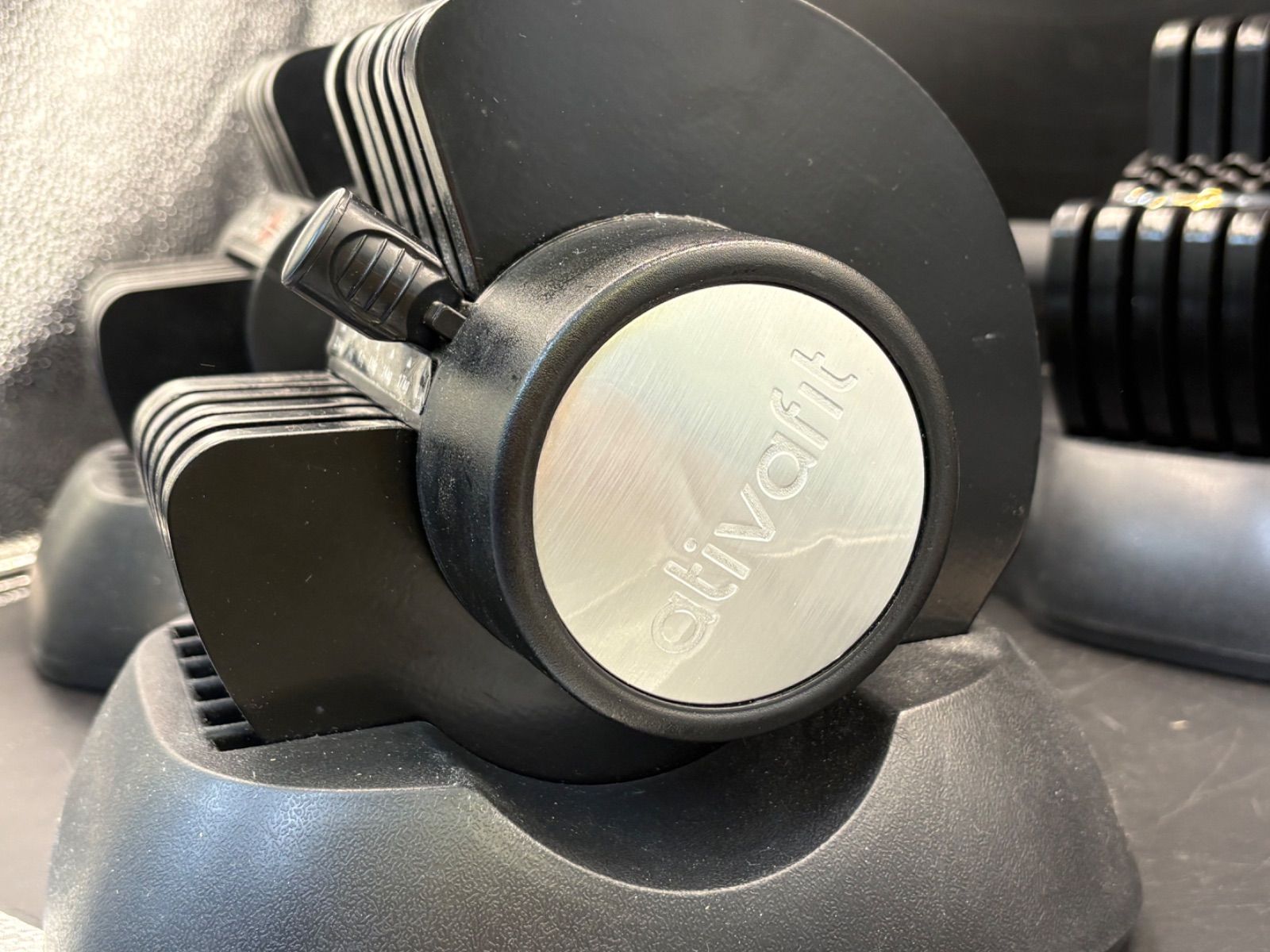 ATIVAFIT 可変式ダンベル 20kg ×2個セット - メルカリ