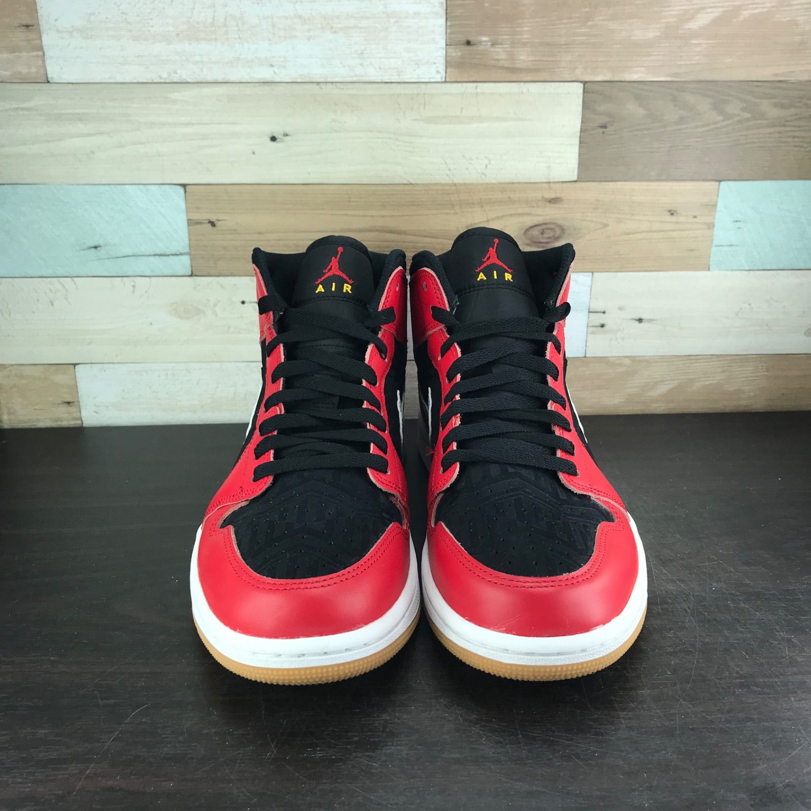 NIKE AIR JORDAN 1 MID SE MERRY CHRISTMAS ナイキ エア ジョーダン 1 