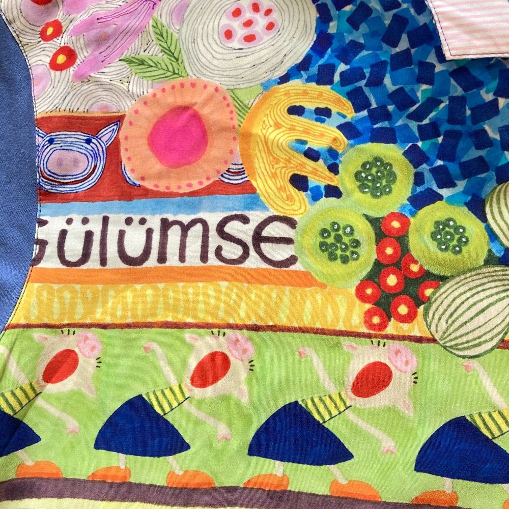 OLLEBOREBLA アルベロベロ　チュニック　再織り風柄プリント　ぶたさん 良品 OLLEBOREBLA オレボレブラ アルベロベロ ぶたさんプリント