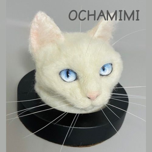 穴から覗く白猫さん ネコ 猫 ねこ ハンドメイド 羊毛フェルト リアル